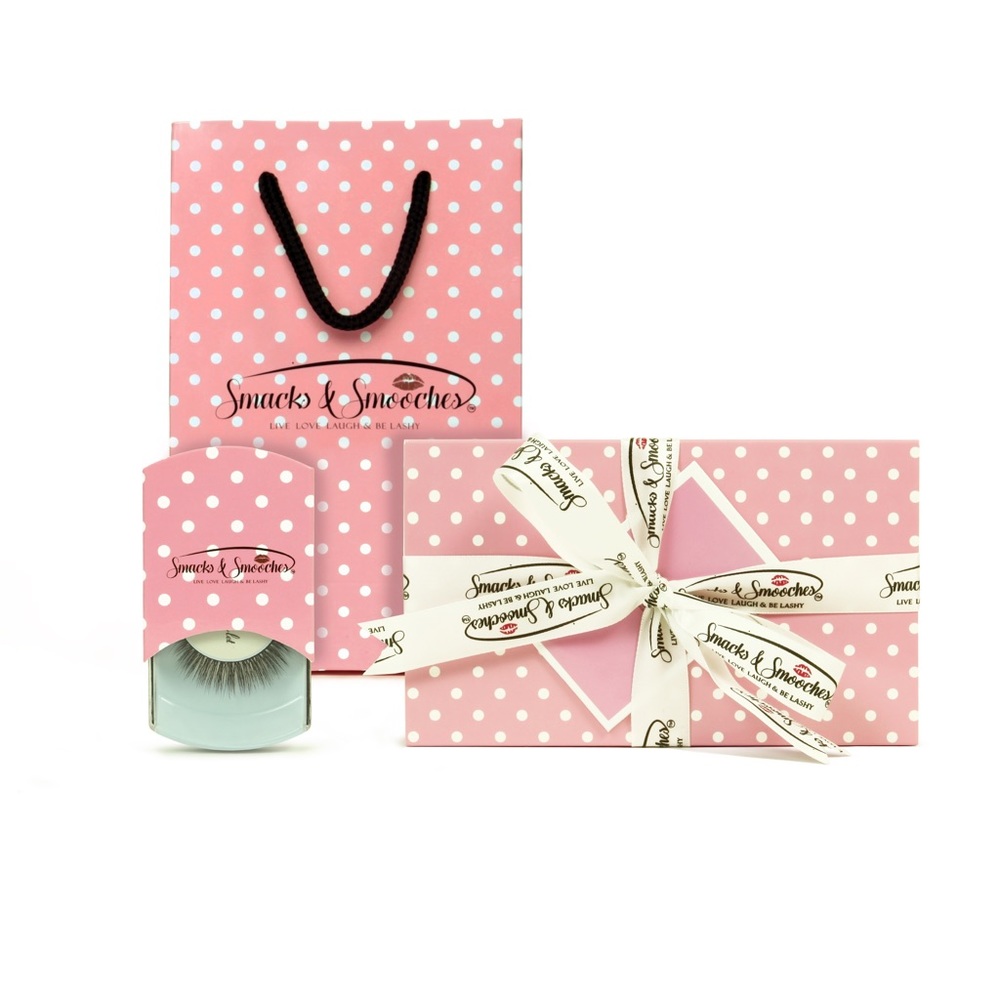 Smacks & Smooches Eyelashes